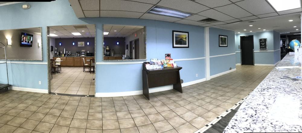 Days Inn By Wyndham Livonia Canton Detroit Dış mekan fotoğraf