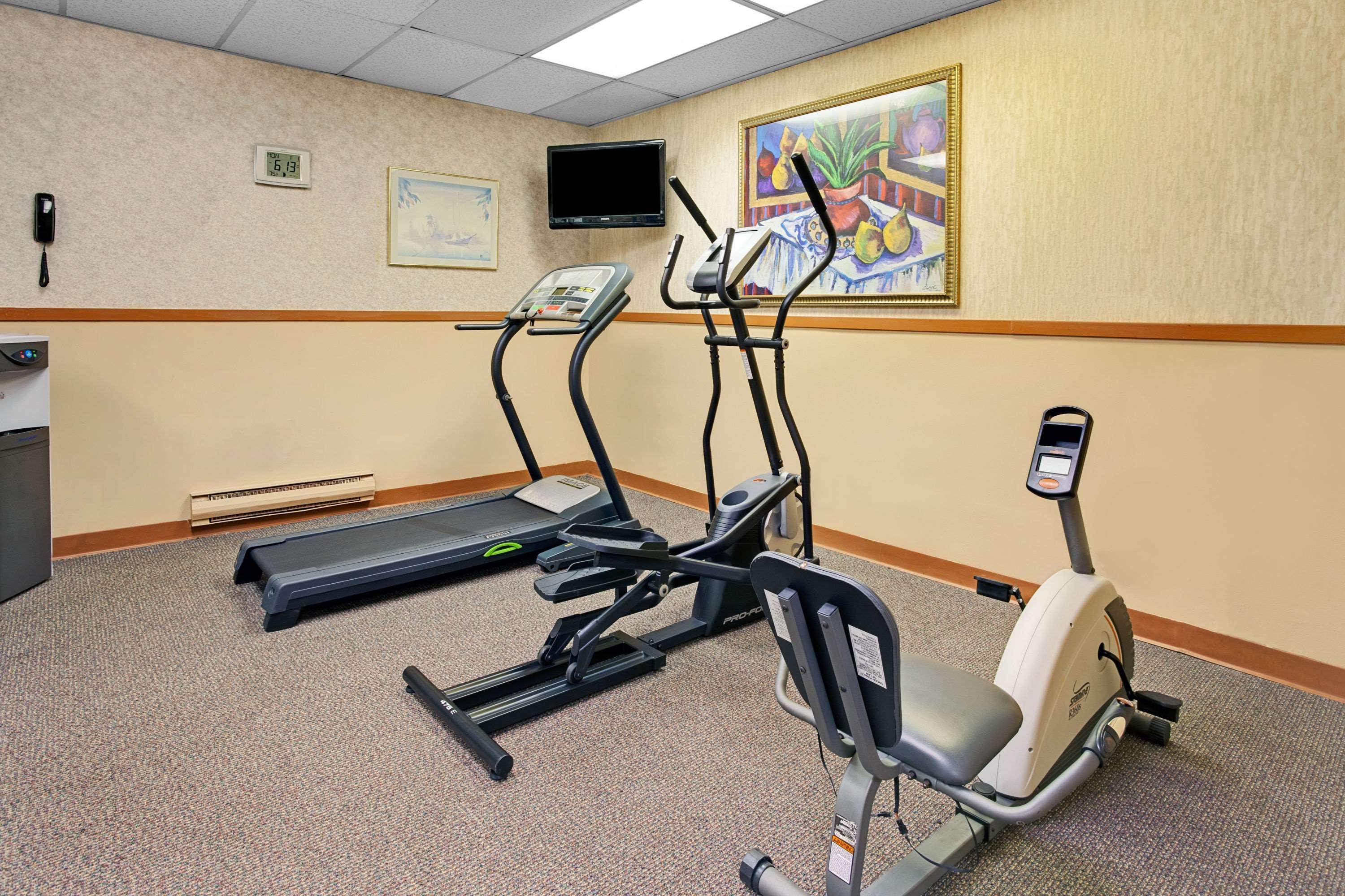 Days Inn By Wyndham Livonia Canton Detroit Dış mekan fotoğraf