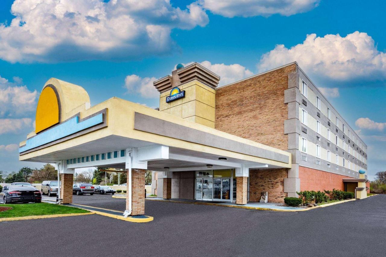 Days Inn By Wyndham Livonia Canton Detroit Dış mekan fotoğraf