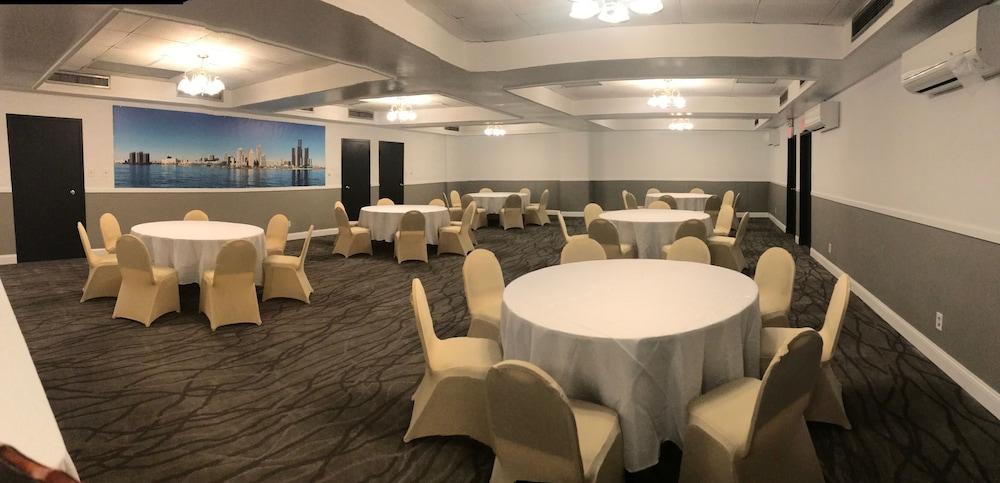 Days Inn By Wyndham Livonia Canton Detroit Dış mekan fotoğraf